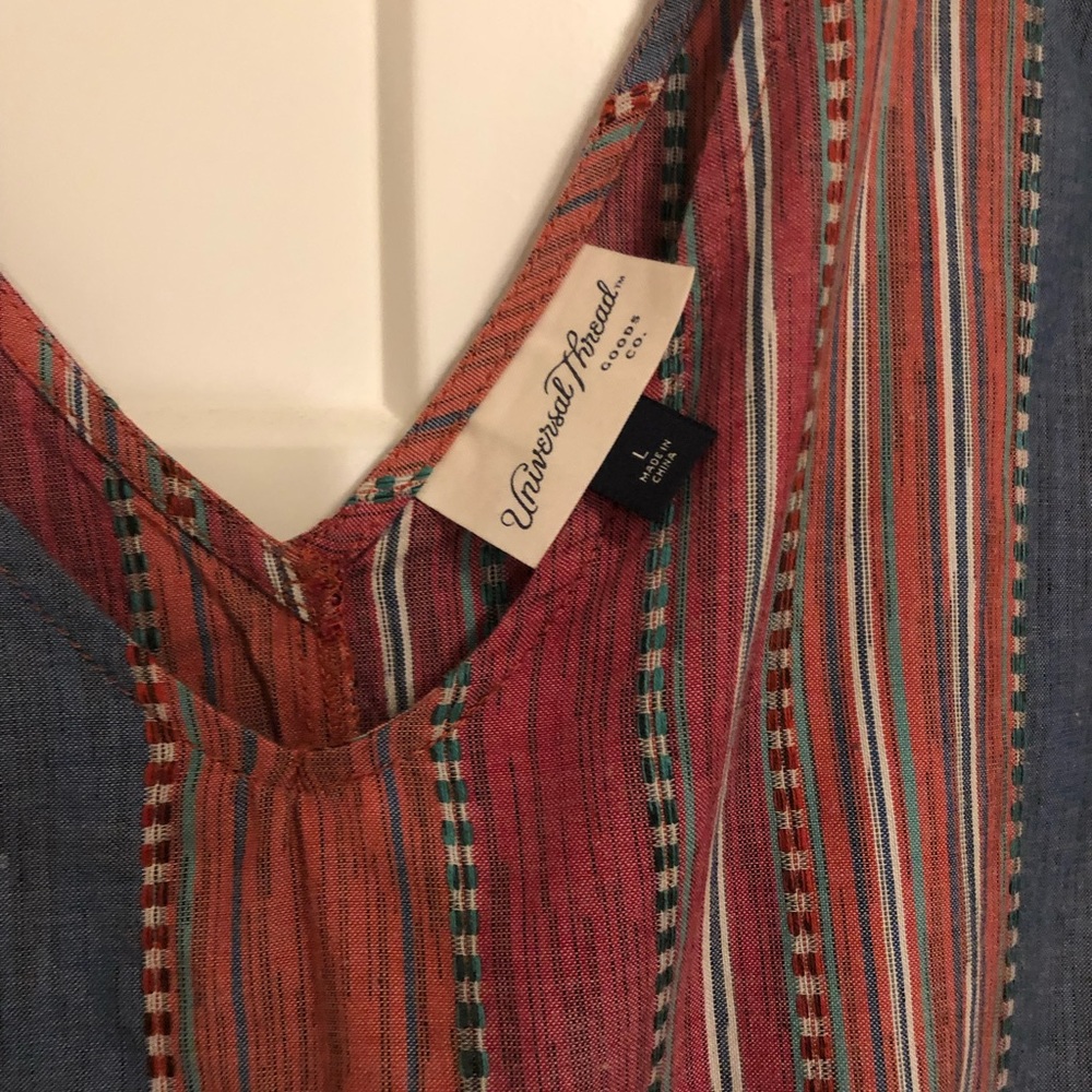 Universal Thread dress - Picture 2 of 3